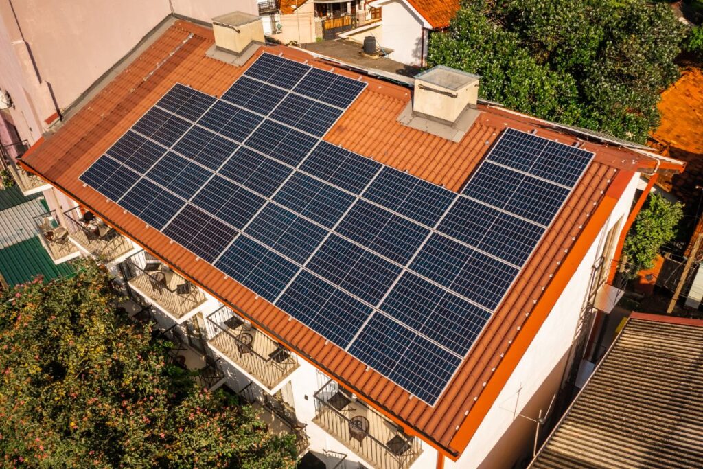 Fotovoltaico nell’edilizia residenziale: una tutela dall’incertezza