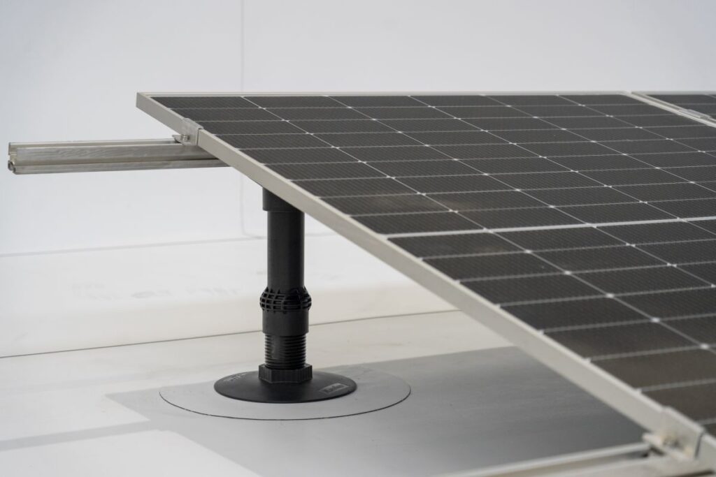 XSolar, l’innovazione Polyglass per integrare fotovoltaico e impermeabilizzazione su coperture piane