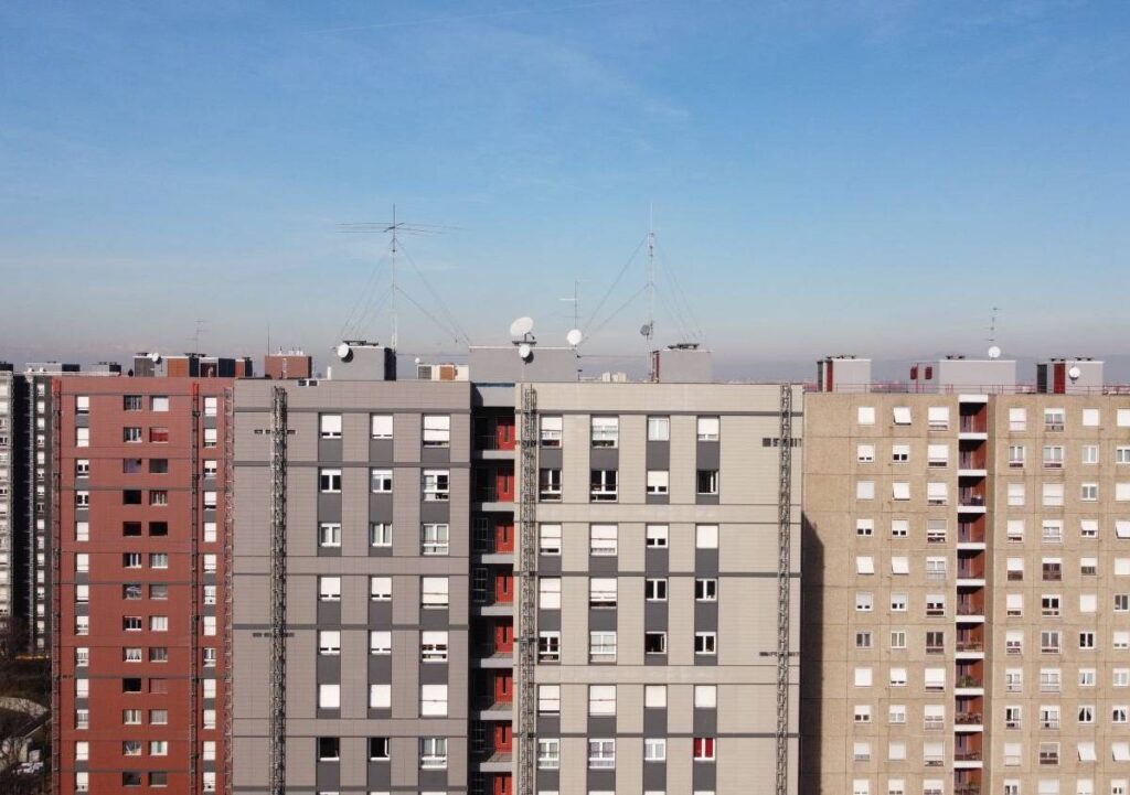 Riqualificazione energetica dei condomini: a Milano le torri Ca’ Granda passano dalla classe F alla C