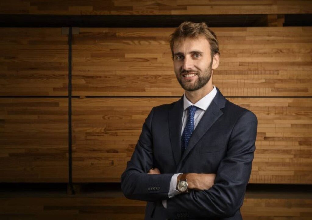 Navello e Politecnico di Torino: le finestre in legno come strumento per assorbire Co2