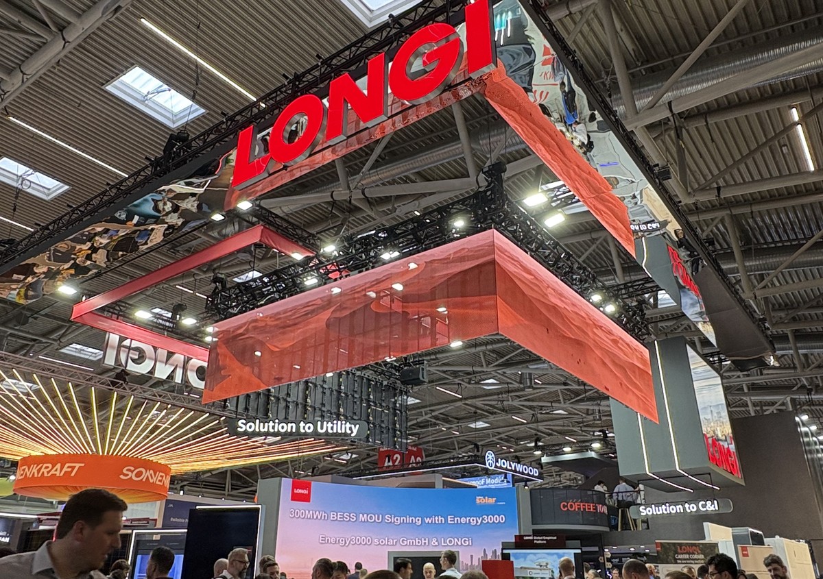 Storage integrato, sicurezza e bancabilità: LONGi a Intersolar Europe 2026