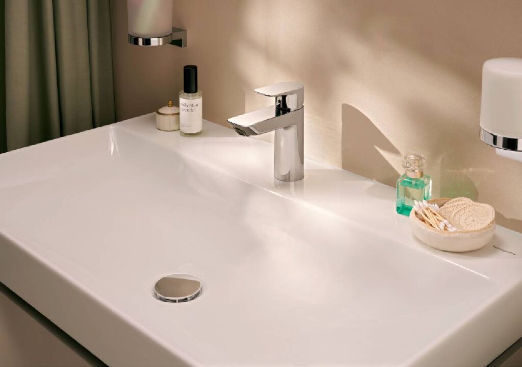 Neovis di hansgrohe: essenzialità del design ed efficienza nei consumi