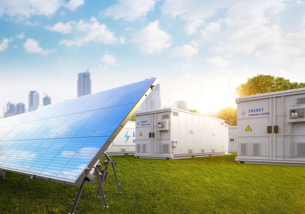 Sistemi di accumulo, i target al 2030 quasi triplicati ma lontani dai 1.500 GW della COP29